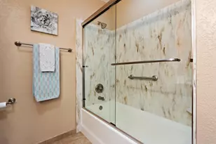 51 Angel Island Cir, Sacramento, CA 95831 - Photo 21