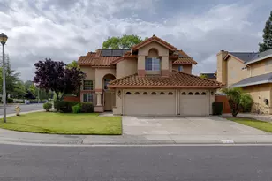 2818 Club Dr, Rocklin, CA 95765 - Photo 1