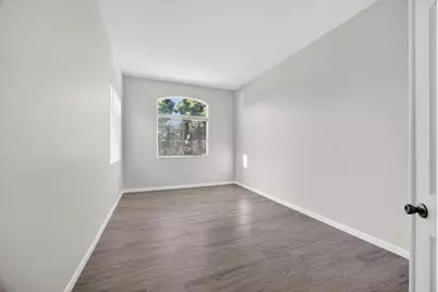 9995 Tarzo Way, Elk Grove, CA 95757 - Photo 13