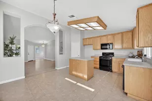 9995 Tarzo Way, Elk Grove, CA 95757 - Photo 11
