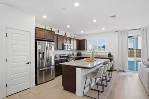 17479 Graceada Ln, Lathrop, CA 95330 - Photo 7