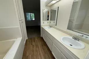 2080 Moontree Dr, Sacramento, CA 95833 - Photo 5