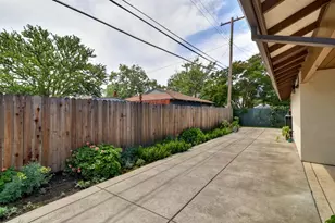 5522 21st Ave, Sacramento, CA 95820 - Photo 27