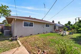 7404 Lindale Dr, Sacramento, CA 95828 - Photo 43