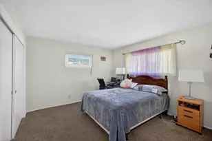 7404 Lindale Dr, Sacramento, CA 95828 - Photo 11