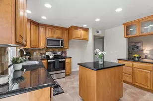 9916 Zion Way, Sacramento, CA 95827 - Photo 19