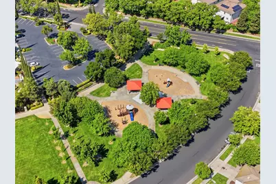 9707 Nature Trail Way, Elk Grove, CA 95757 - Photo 77