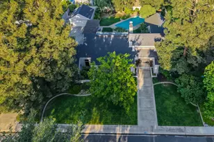 7306 Hillcrest Dr, Modesto, CA 95356 - Photo 9