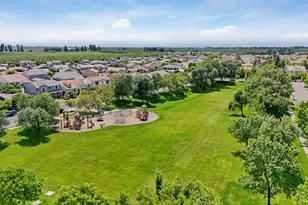574 Mustang Dr, Oakdale, CA 95361 - Photo 17