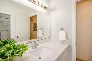 962 W Cross St, Woodland, CA 95695 - Photo 27
