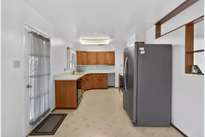 6717 Whitsett Drive, North Highlands, CA 95660 - Photo 5
