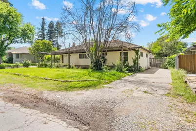2145 Kincaid Way, Sacramento, CA 95825 - Photo 1