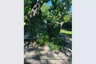 452 Blackwood Street, Sacramento, CA 95815 - Photo 27