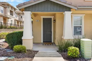 401 Blossom Rock Ln, Folsom, CA 95630 - Photo 3