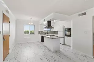 7300 Flamingo Way, Sacramento, CA 95828 - Photo 5
