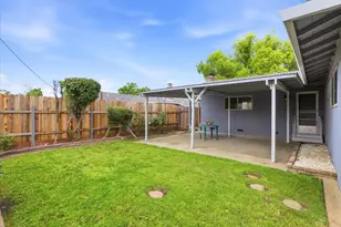 7300 Flamingo Way, Sacramento, CA 95828 - Photo 25