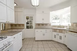 225 Fresno Ave, Modesto, CA 95351 - Photo 9
