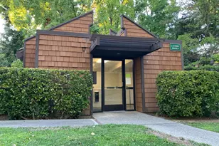 700 Woodside Ln E, Sacramento, CA 95825 - Photo 33