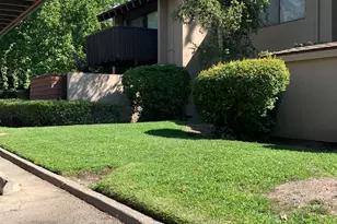 700 Woodside Ln E, Sacramento, CA 95825 - Photo 37