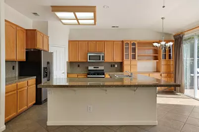 10242 Creek Trail Circle, Stockton, CA 95209 - Photo 11