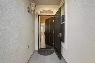 10242 Creek Trail Cir, Stockton, CA 95209 - Photo 5