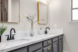 5912 Sawyer Cir, Sacramento, CA 95823 - Photo 33