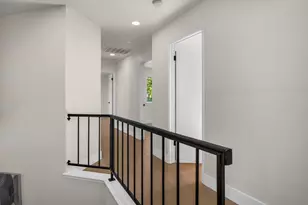 5912 Sawyer Cir, Sacramento, CA 95823 - Photo 27