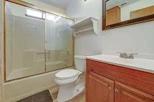 8797 Valley Oak Ln, Elk Grove, CA 95624 - Photo 23