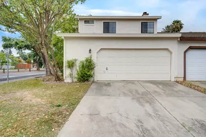 8797 Valley Oak Lane, Elk Grove, CA 95624 - Photo 3