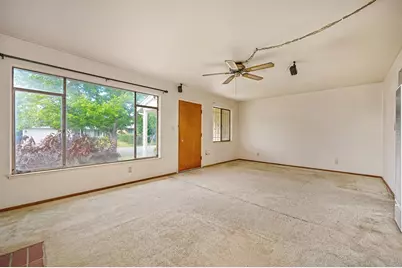 5521 78th Street, Sacramento, CA 95820 - Photo 9