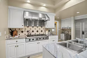 4320 Rand Ln, Sacramento, CA 95864 - Photo 15