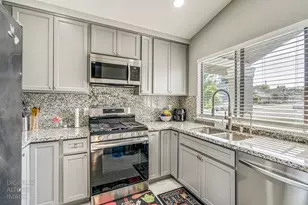 2 Rio Campo Ct, Sacramento, CA 95834 - Photo 33