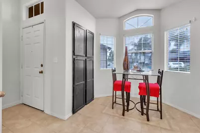 7666 Bluebrook Way, Sacramento, CA 95823 - Photo 25