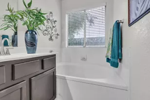 7666 Bluebrook Way, Sacramento, CA 95823 - Photo 21