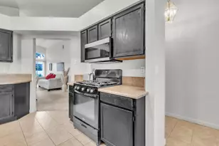 7666 Bluebrook Way, Sacramento, CA 95823 - Photo 29
