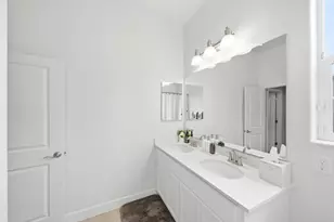 8852 Upbeat Wy, Elk Grove, CA 95757 - Photo 15