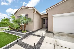 8852 Upbeat Wy, Elk Grove, CA 95757 - Photo 5
