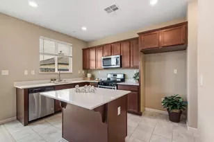 8877 Tethys Ln, Elk Grove, CA 95758 - Photo 11