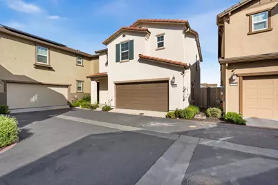 8877 Tethys Lane, Elk Grove, CA 95758 - Photo 3
