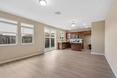 8877 Tethys Lane, Elk Grove, CA 95758 - Photo 7