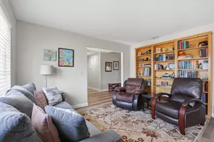 1690 Sequoia Dr, Yuba City, CA 95993 - Photo 3