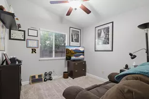 1690 Sequoia Dr, Yuba City, CA 95993 - Photo 21