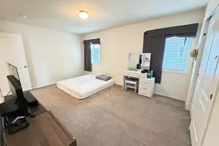 Village Circle, Sacramento, CA 95838 - Photo 35
