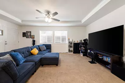Village Circle, Sacramento, CA 95838 - Photo 11