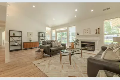 27083 Lillegard Court, Tracy, CA 95304 - Photo 13