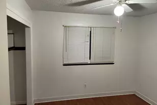 8617 Oldwoods Way, Sacramento, CA 95828 - Photo 9