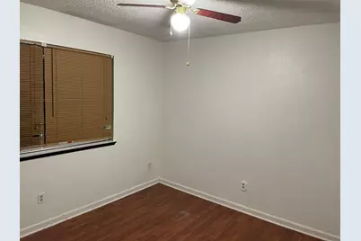 8617 Oldwoods Way, Sacramento, CA 95828 - Photo 11