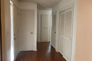 8617 Oldwoods Way, Sacramento, CA 95828 - Photo 3