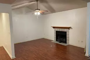 8617 Oldwoods Way, Sacramento, CA 95828 - Photo 5