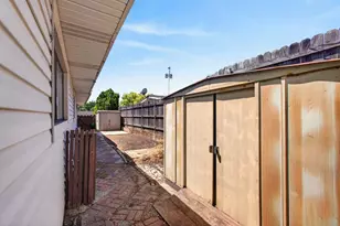 5204 Schuyler Dr, Carmichael, CA 95608 - Photo 41